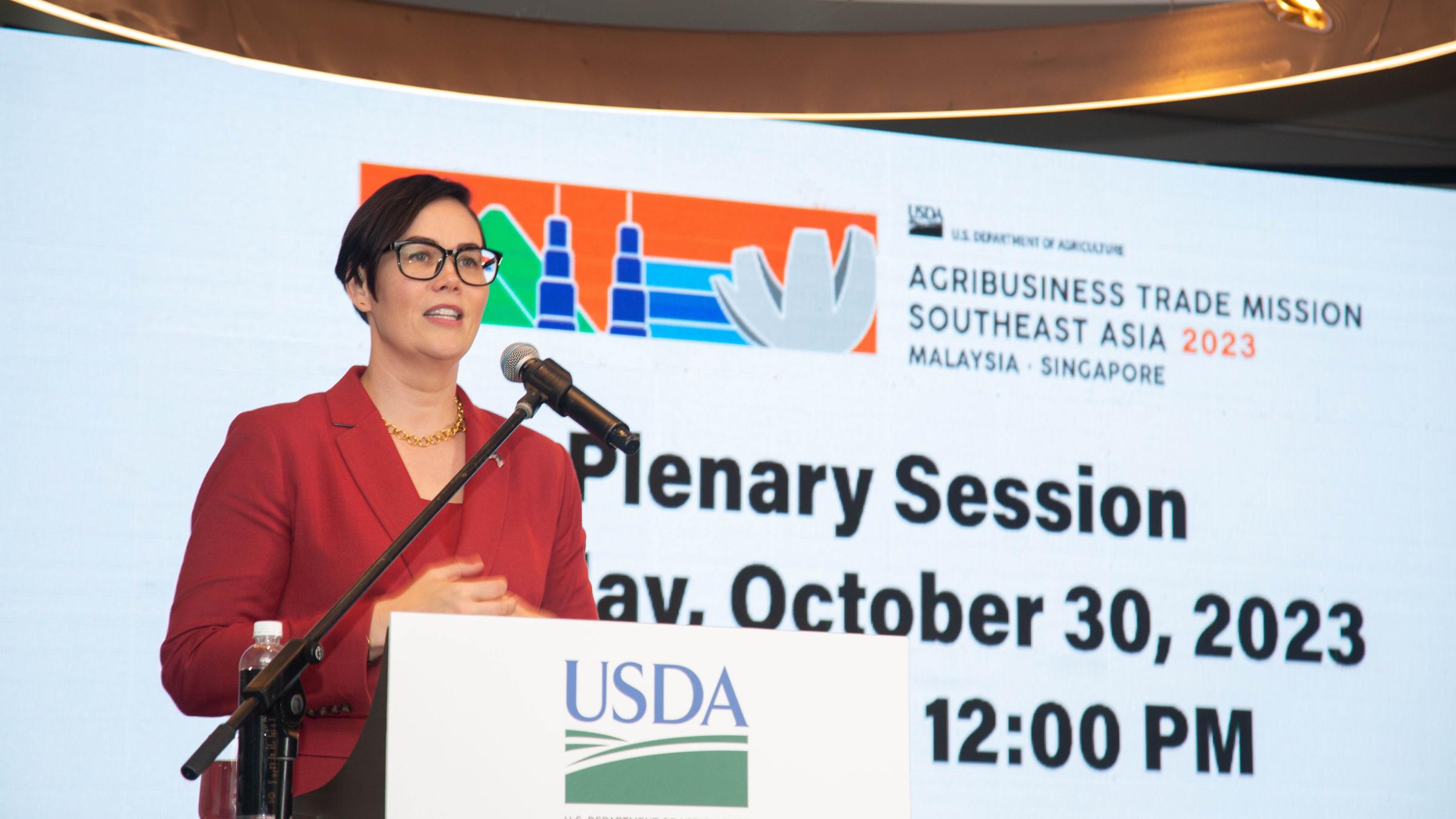 USDA Under Secretary for Trade and Foreign Agricultural Affairs Alexis Taylor welcomes the delegation to the agribusiness trade mission in Southeast Asia.