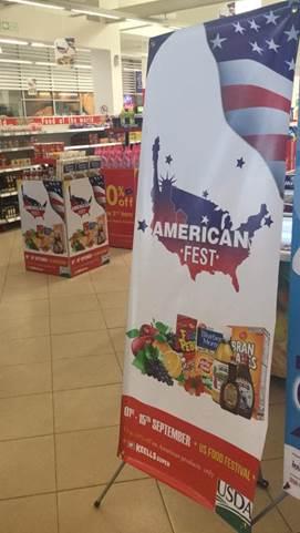 Convenient product displays throughout the Keells Super stores showcased the U.S. food items during the American Food Festival. Convenient product displays throughout the Keells Super stores showcased the U.S. food items during the American Food Festival.